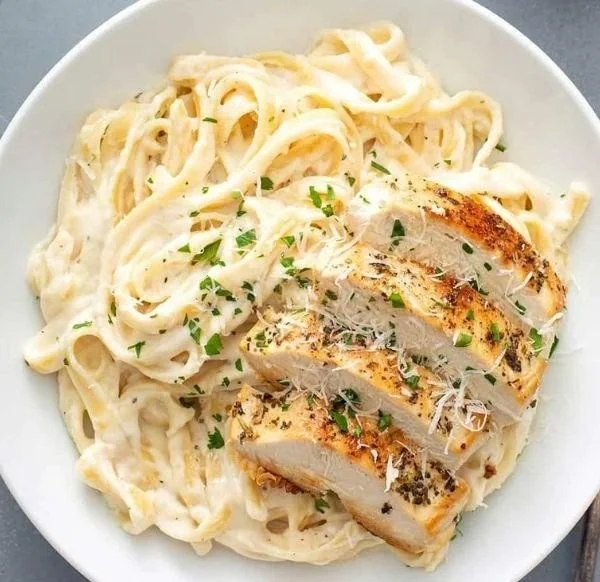 Chicken Alfredo Pasta