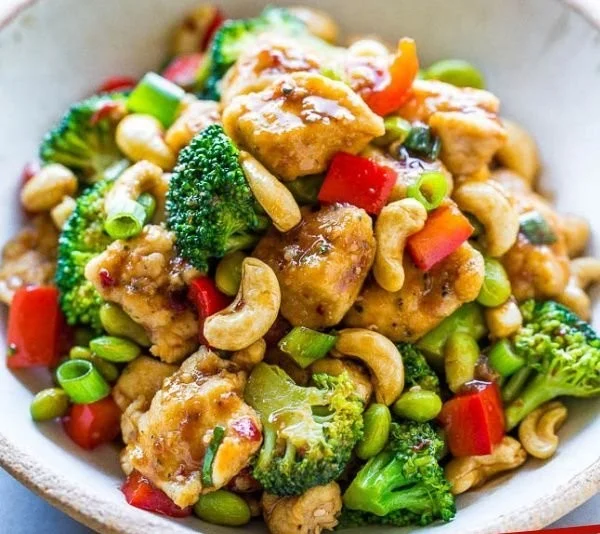 Chinese Cashew Chicken Stir Fry